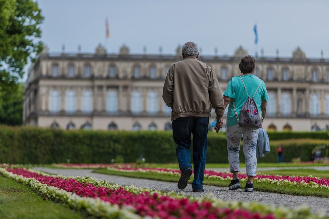 Andalucía abona 1,74 millones de pensiones con 1.239,96 euros de media en octubre